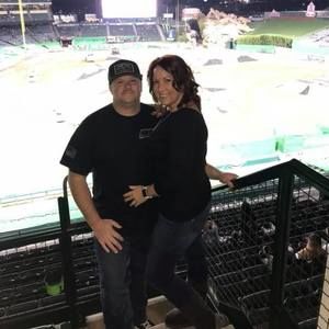 Meet your Posher, Robyn